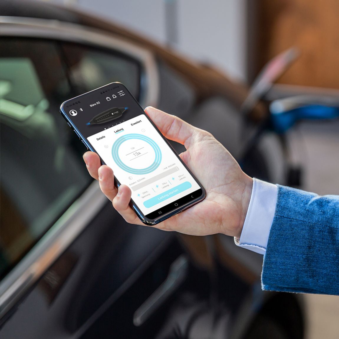 A mobiltelefon kijelzője töltési statisztikákkal